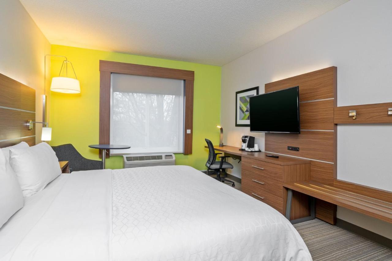 Holiday Inn Express Hotel & Suites Woodbridge, An Ihg Hotel Luaran gambar