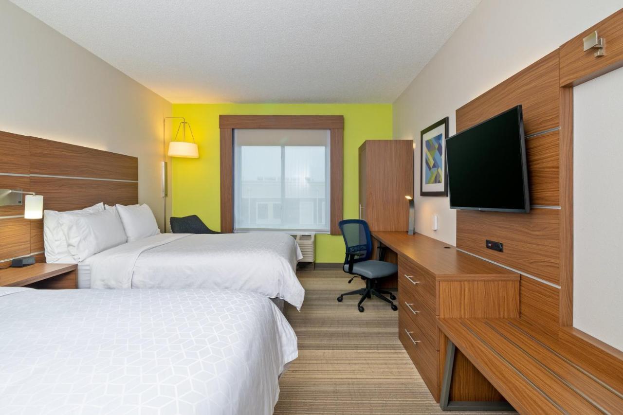 Holiday Inn Express Hotel & Suites Woodbridge, An Ihg Hotel Luaran gambar