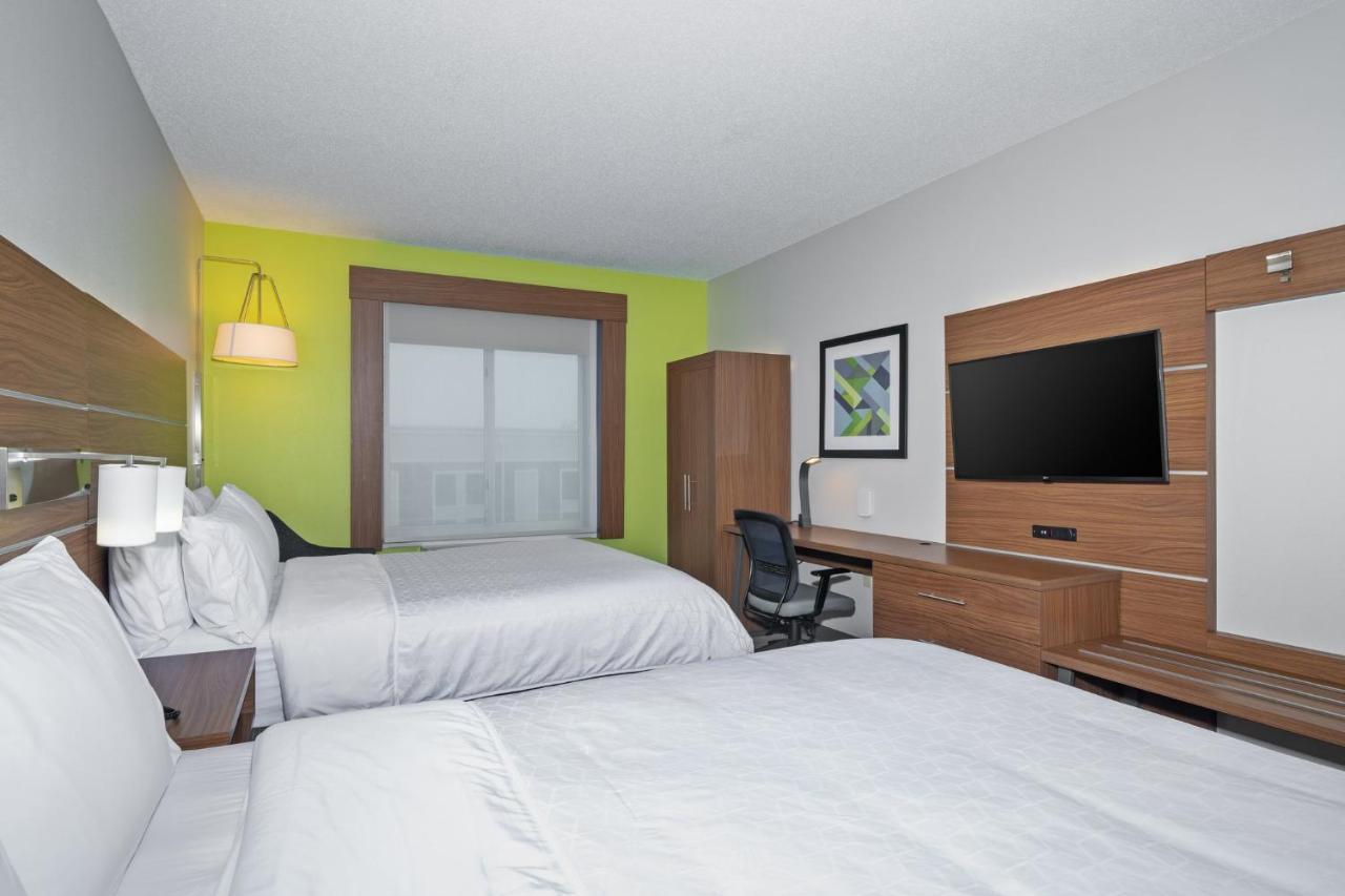 Holiday Inn Express Hotel & Suites Woodbridge, An Ihg Hotel Luaran gambar